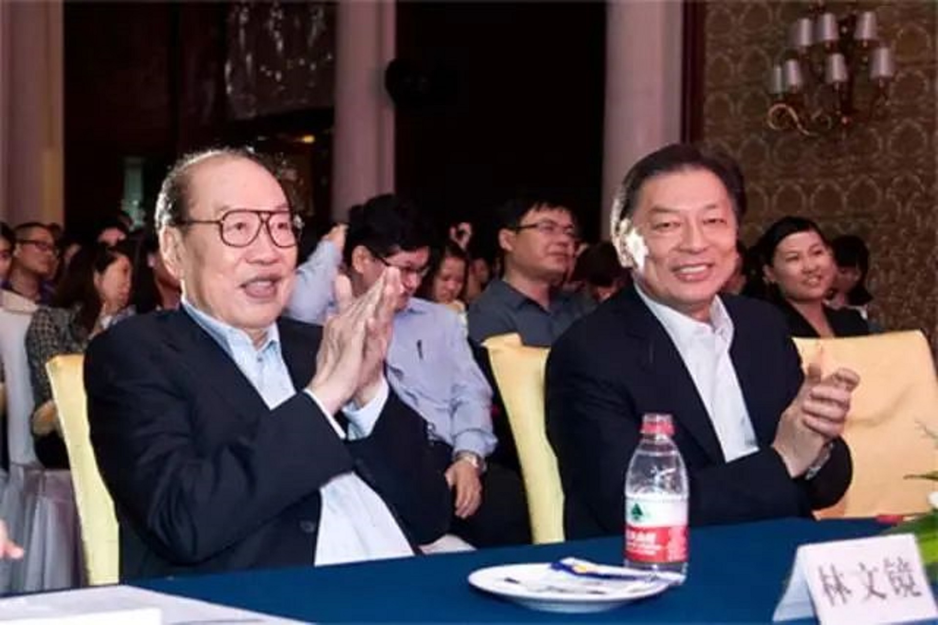 2022“福清新十大富豪”：财富总额1855亿，玻璃大王曹德旺排第几