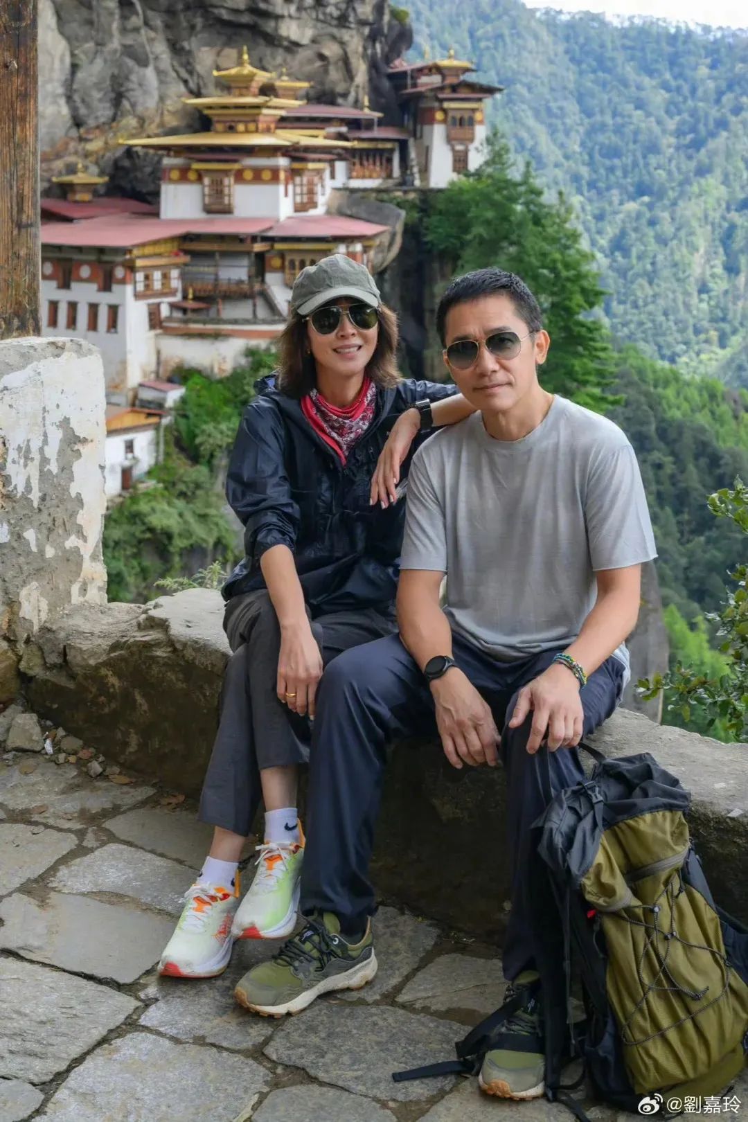 十几年前就爆火，“最后香格里拉”就在中国隔壁！还未被游客占领