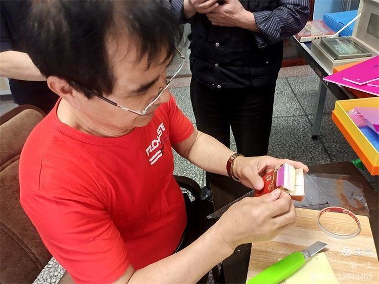 陈志军的另类收藏——香烟盒子